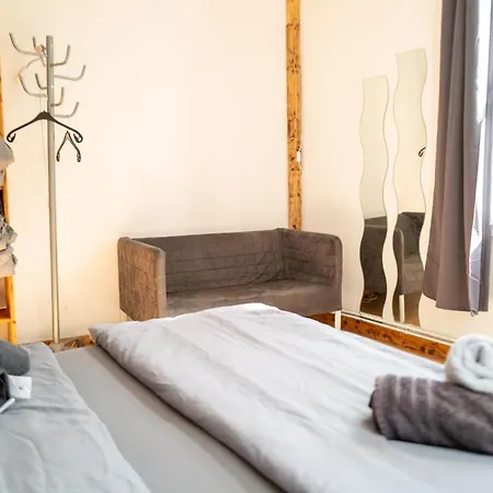 # 111 Cave-flat In Lennep Altstadt شقة *